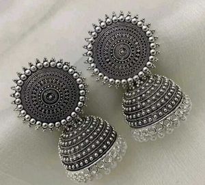 Designer Silver Colour Jhumka Earrings