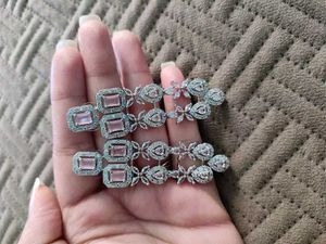 Elegant American Diamond Necklace Se
