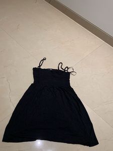 H&amp;M Black Strapless Top