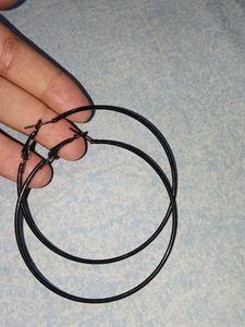 Black hoop Earrings