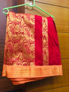 Red Colour Saree.un Stitched Blouse