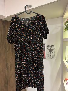 Tokyo Talkies Floral Black Dress -M