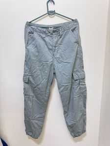 Levis olive Cargo Pants