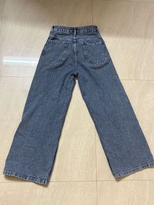 Wide Leg Denim Jeans - Light Wash