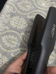 Hair Straightner