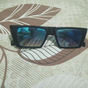blue sunglass