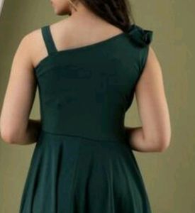Sleeveless Dark Green Dress For Women