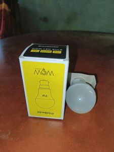 9 W Goldmedal Wow LED Bulb, Warm White