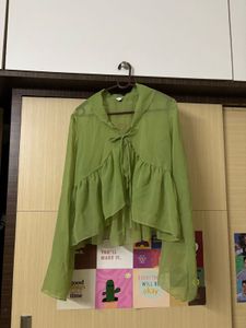 Pinterest-y Ruffle Trim Tie Front Crop Top