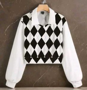Black And White Cheks Crop Top