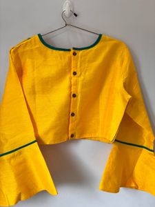 Kids: Yellow &amp; Green Lehenga Set