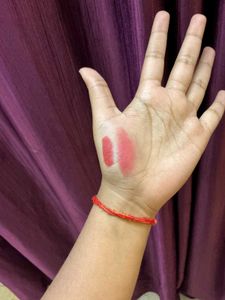 COMBO:Lakyou lipstick &amp; Ronzille Lip