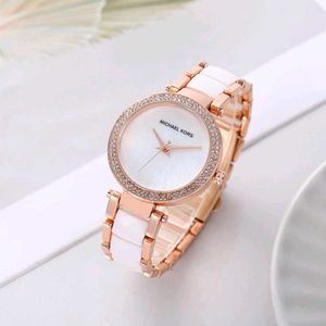 BURBERRY PREMIUM QUALITY LADIES WATCH @SALE