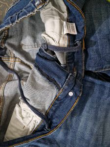 One Leg Rugged Jean