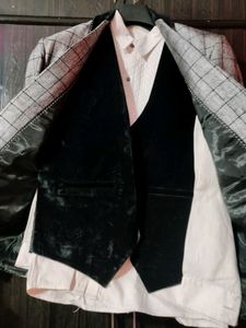 Suit