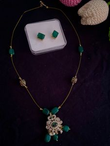 Beautiful Invisible Necklace Set With Ad And Stone