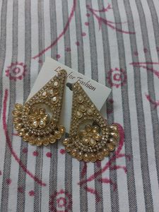 Earings