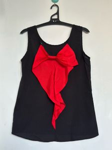 Chic Black Top w/ Red Bow