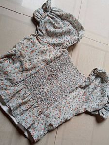 Floral Puff Sleeve Crop Top