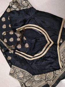 Black Border Saree With Blause