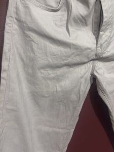Men&#39;s Beige Jeans