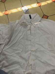 white shirt from trends