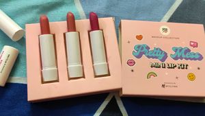 Popxo Pretty Mess Lip Kit