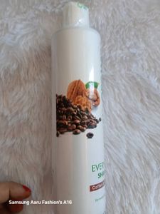Organic Harvest Coffee &amp; Walnut Shampoo