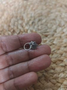 92.5 | Silver Wired Nose Pin