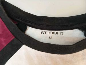 STUDIOFIT TEE