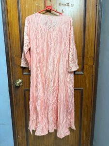 Peach Embroidered Kurta | freebie