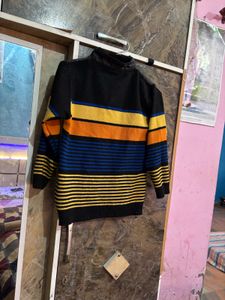 Stylish Patterned Knit Sweater