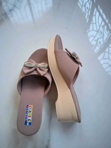 Cute Pink Bow Slides