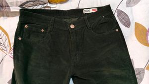 Levi&#39;s 505 Corduroy Pants