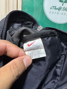 Nike Vintage Mini Crossbody Bag / Hip Sack