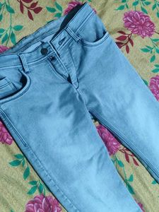 Light Wash Denim Jeans