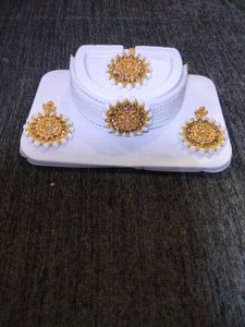 Elegant Gold & Pearl Jewelry Set
