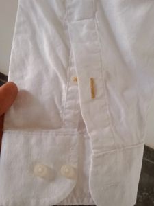 Tommy&#39;s White Buttondown