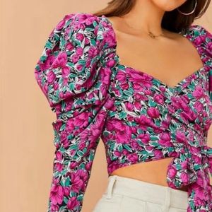 Floral Puff Sleeve Crop Top