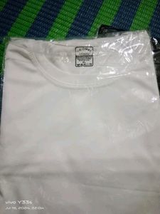 White Tshirt