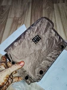 Stylish siling bag velvet shine material used