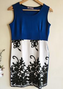 Blue And White Beautiful Dress Size 36