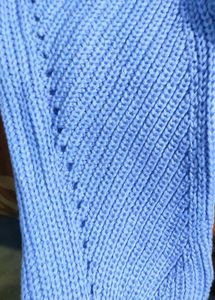 Lavender puff-sleeved crop sweater