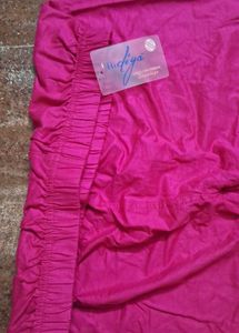 New and unused Pink Leggings