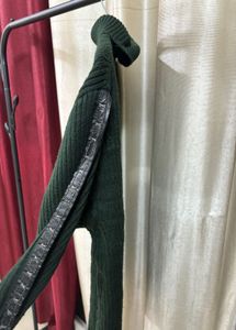 Ribbed Turtle Neck Pullover Sweater