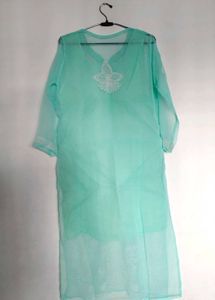Embroidered Chikankari Kurti
