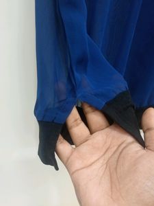 Elegant Top For Your Next Party Or A Brunch Date!