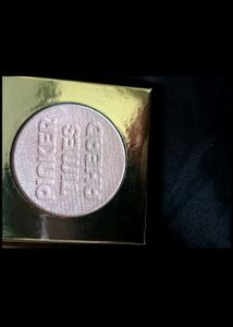 Too Faced Cheek Blushing Highlighter