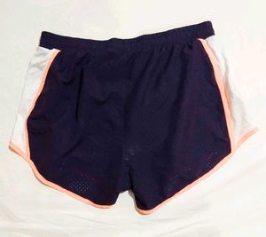 Under Armour Shorts (purple)
