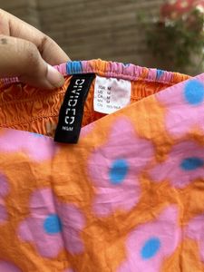 H&amp;M Floral Puff Sleeves Top